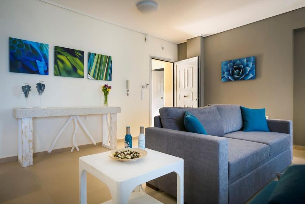 Eucalyptus Suite Sea View Karavomylos Exteriör bild