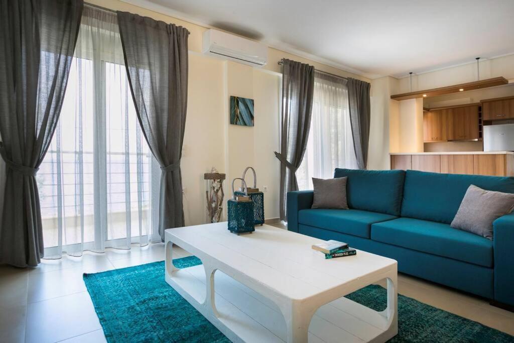 Eucalyptus Suite Sea View Karavomylos Exteriör bild